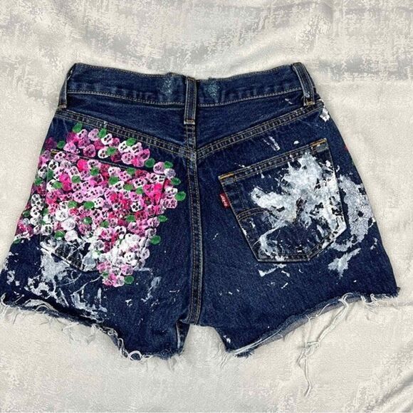 VTG Levis 501 Rialto Jean‎ Project Handpainted Cherry Blossom Denim Shorts 24 - Picture 3 of 6